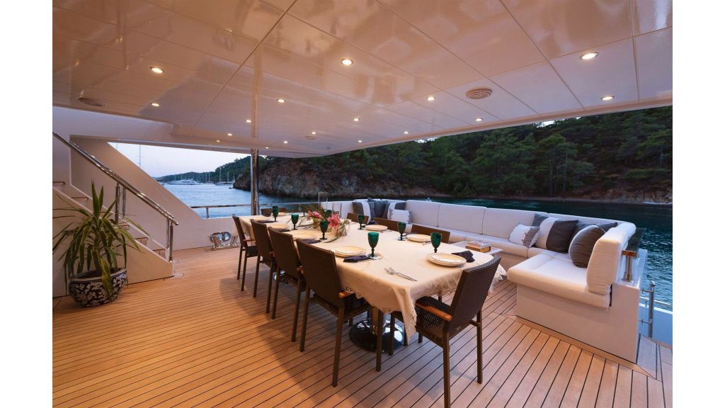 trideck 45m-luxury motor yacht (46)