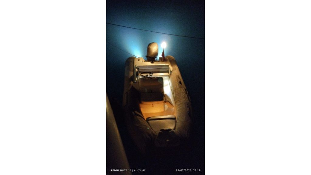 Notica 570 Catamaran (38)