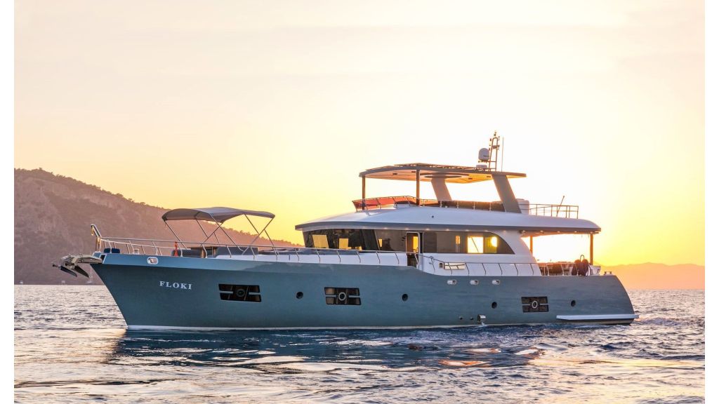 Floki Motor Yacht charter