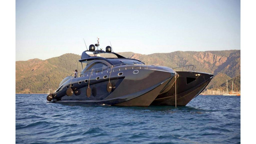 Klas luxury power catamaran