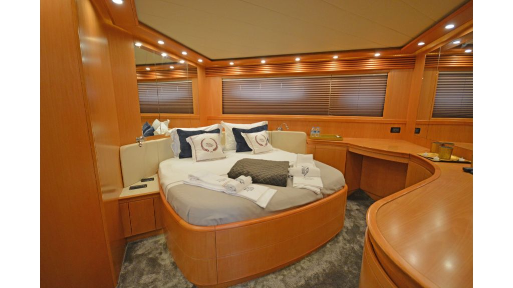 Pershing 88 For Sale (17)