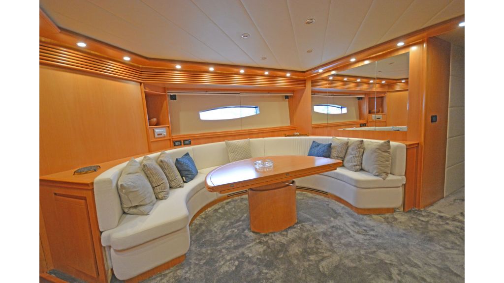 Pershing 88 For Sale (7)