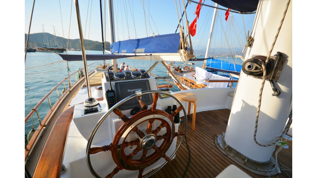 sailing yacht for sale (19)