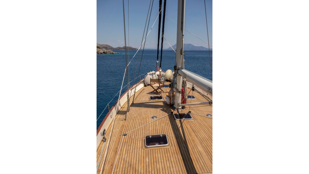 Laminated Sailing Yacht (34)
