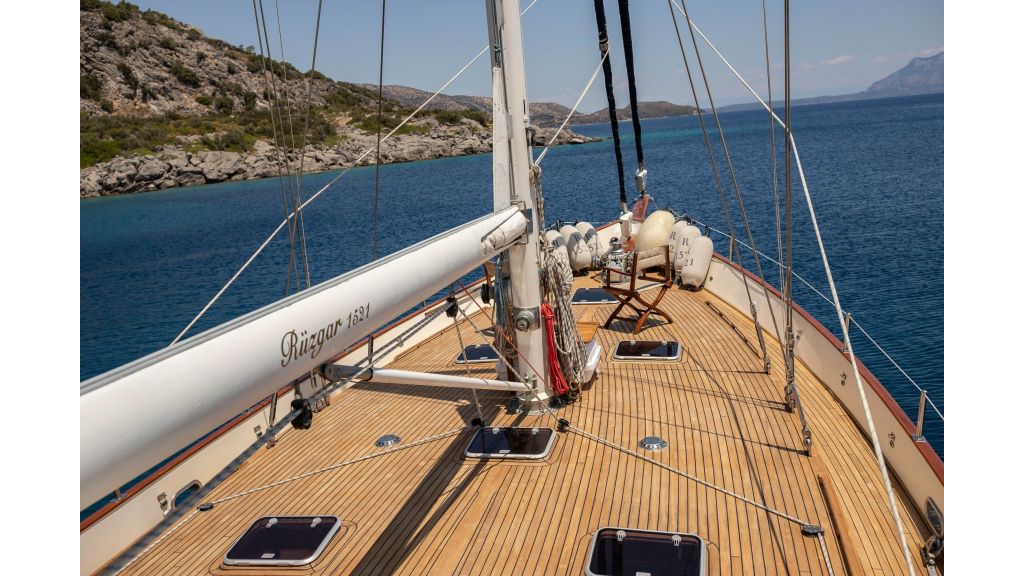 Laminated Sailing Yacht (35)