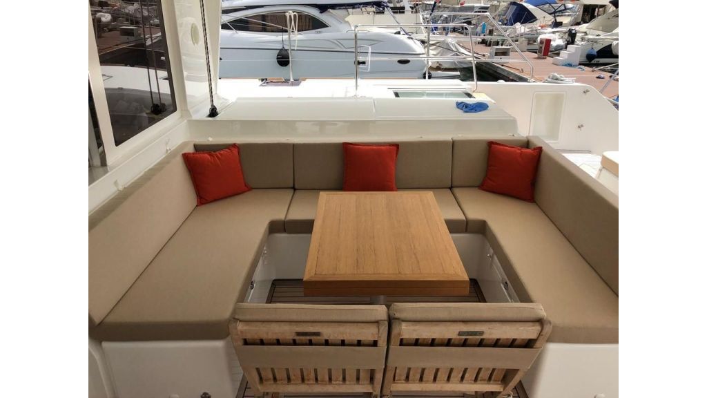 Lagoon 56 for sale (18)