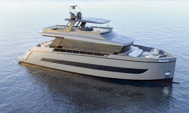 Semi Displacement Yacht