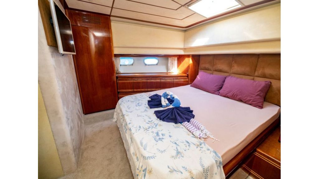 my-mio-amore-yacht-charter (14)