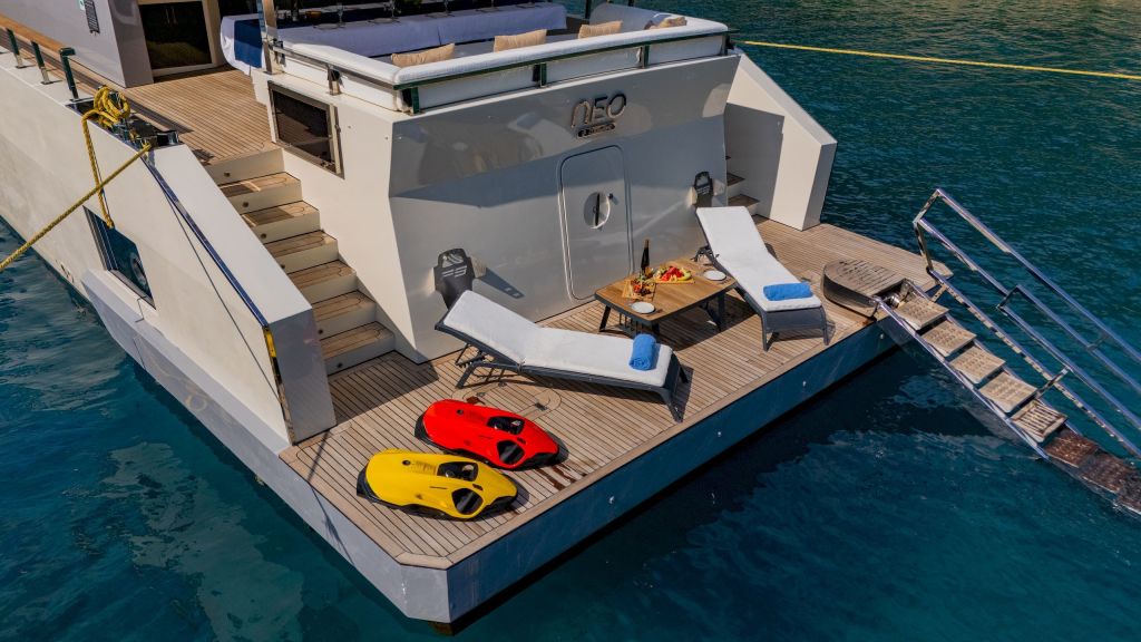 Neo Motoryacht Trawler (03)