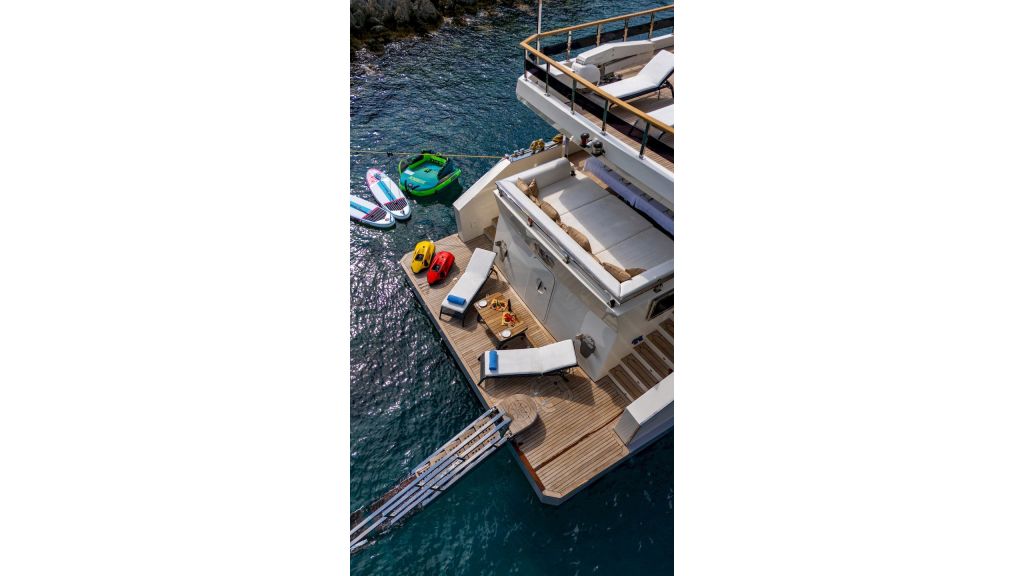 Neo Motoryacht Trawler (04)