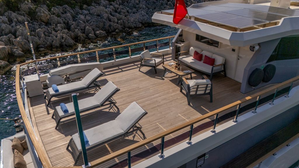 Neo Motoryacht Trawler (07)