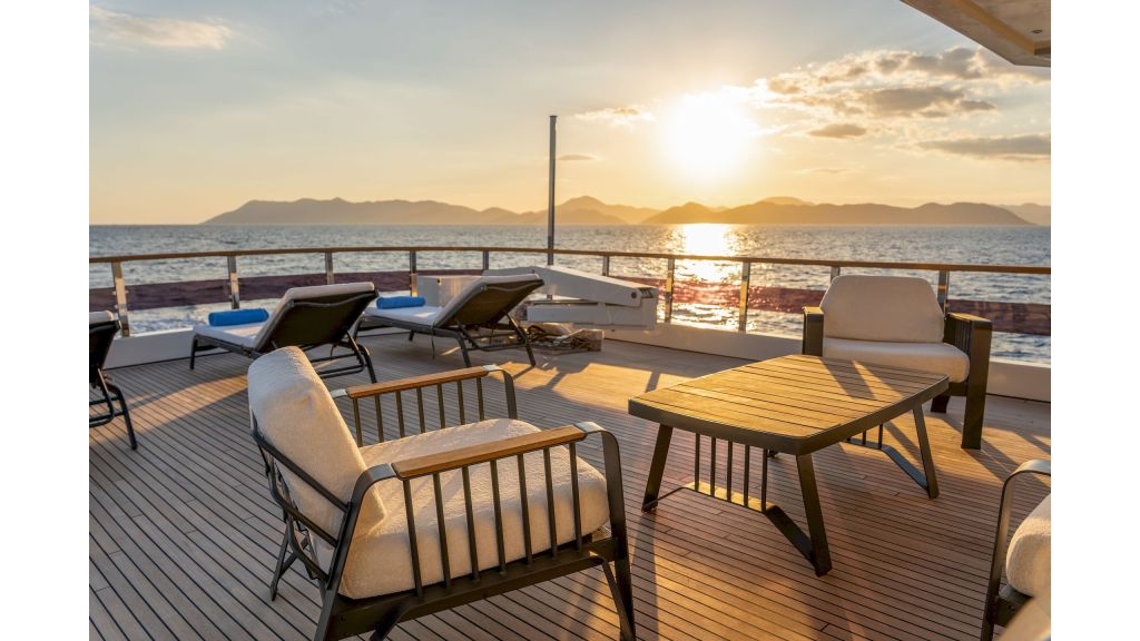 Neo Motoryacht Trawler (09)