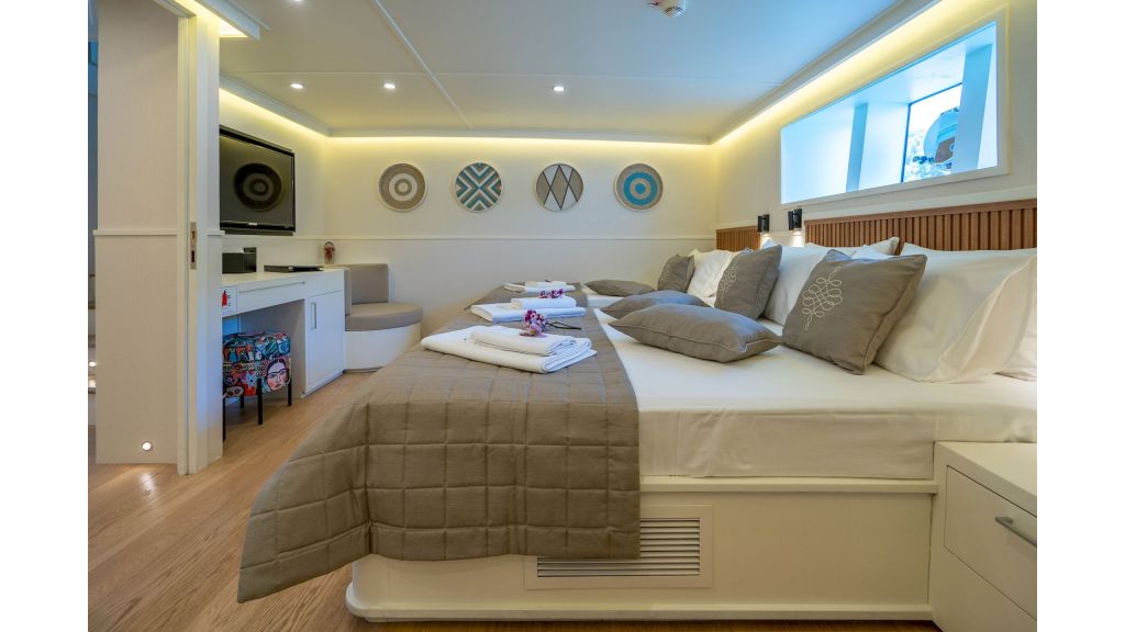 Neo Motoryacht Trawler (34)