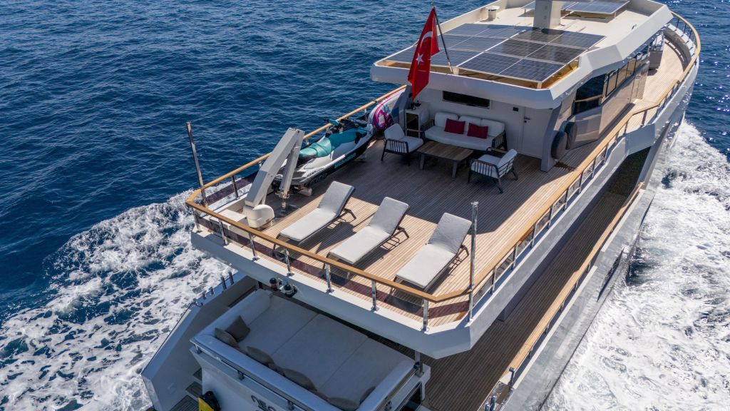Neo Motoryacht Trawler (53)