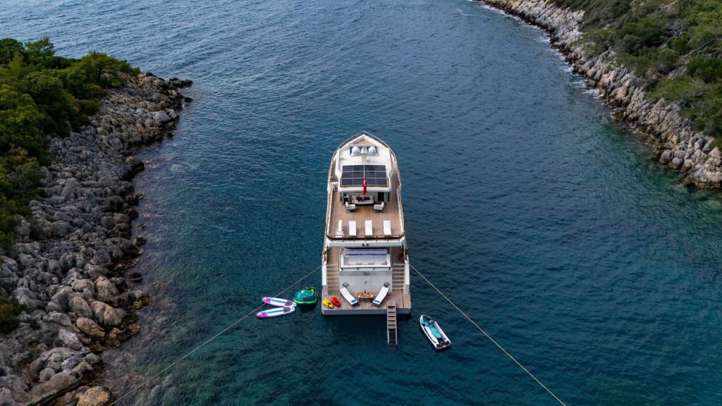 Neo Motoryacht Trawler (61)