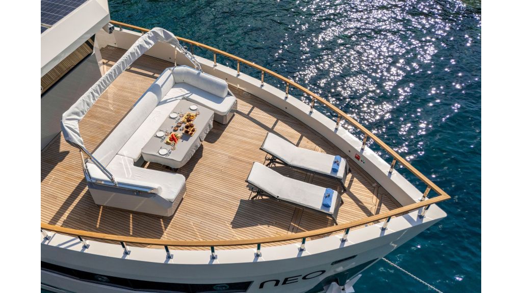 Neo Motoryacht Trawler (79)