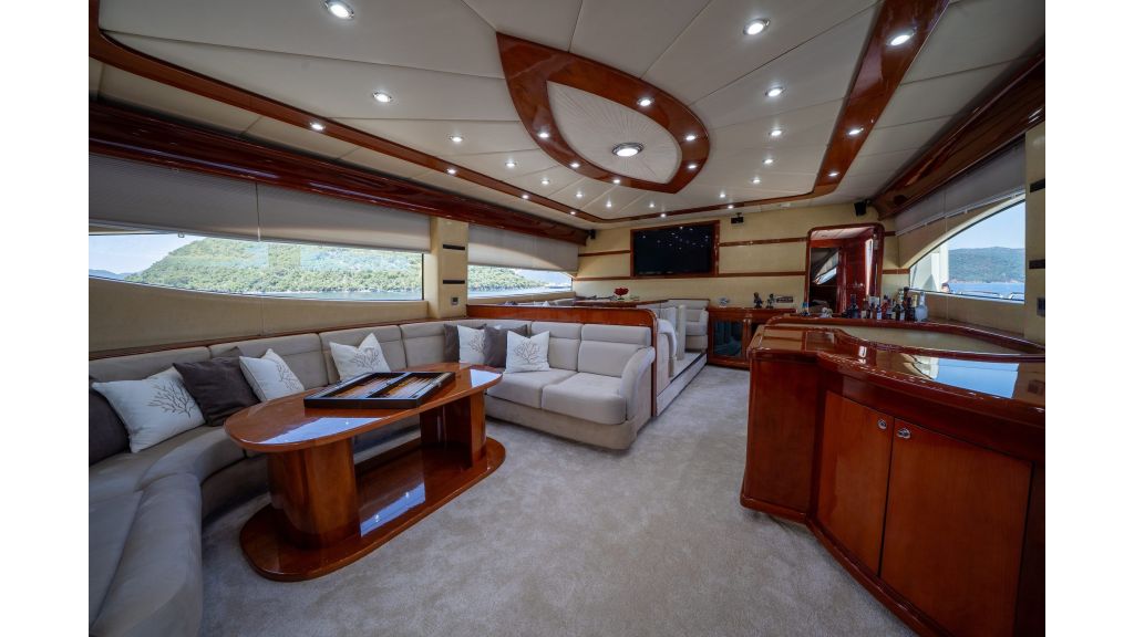Custom Build 31M (532)