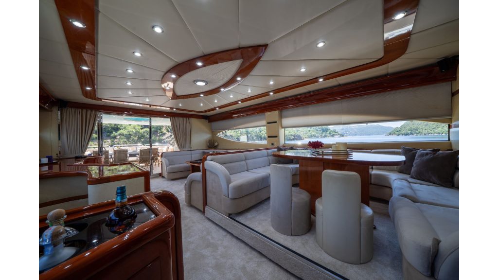 Custom Build 31M (535)