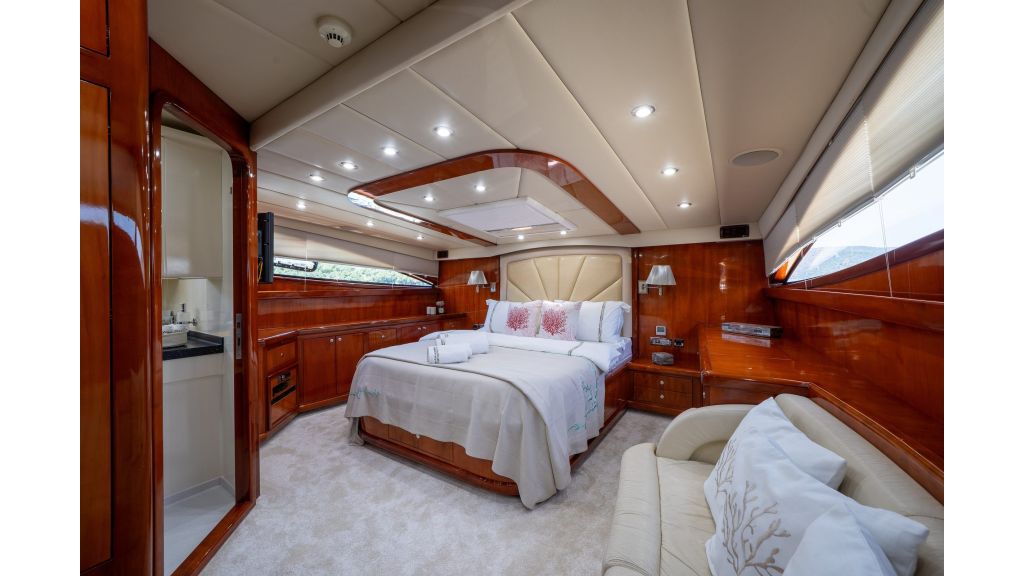 Custom Build 31M (542)