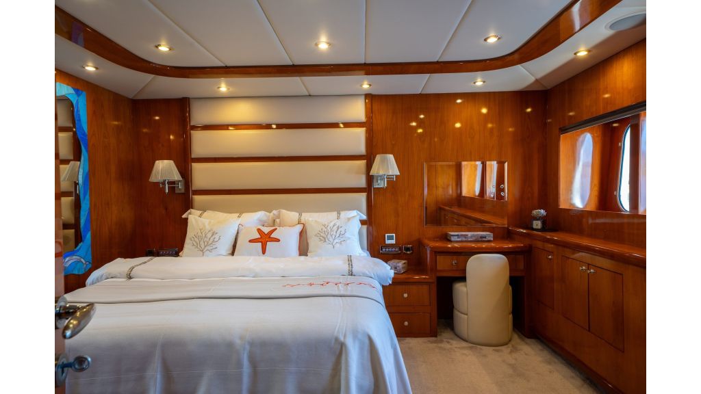 Custom Build 31M (550)