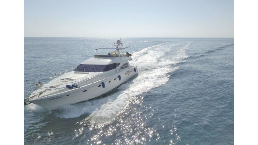 Azuu Motor Yacht (9)