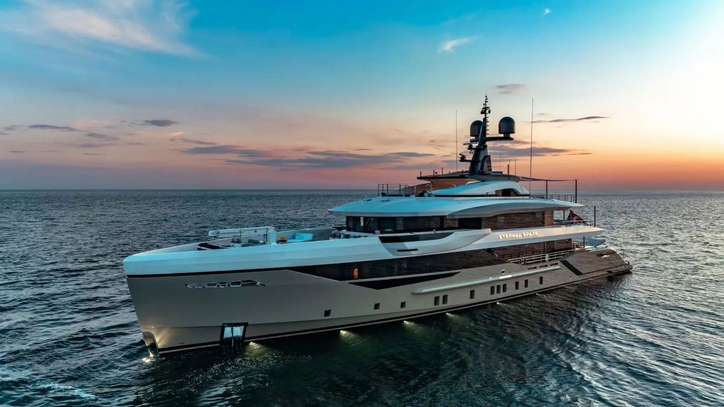 Eternal Spark Motor Yacht (201) master