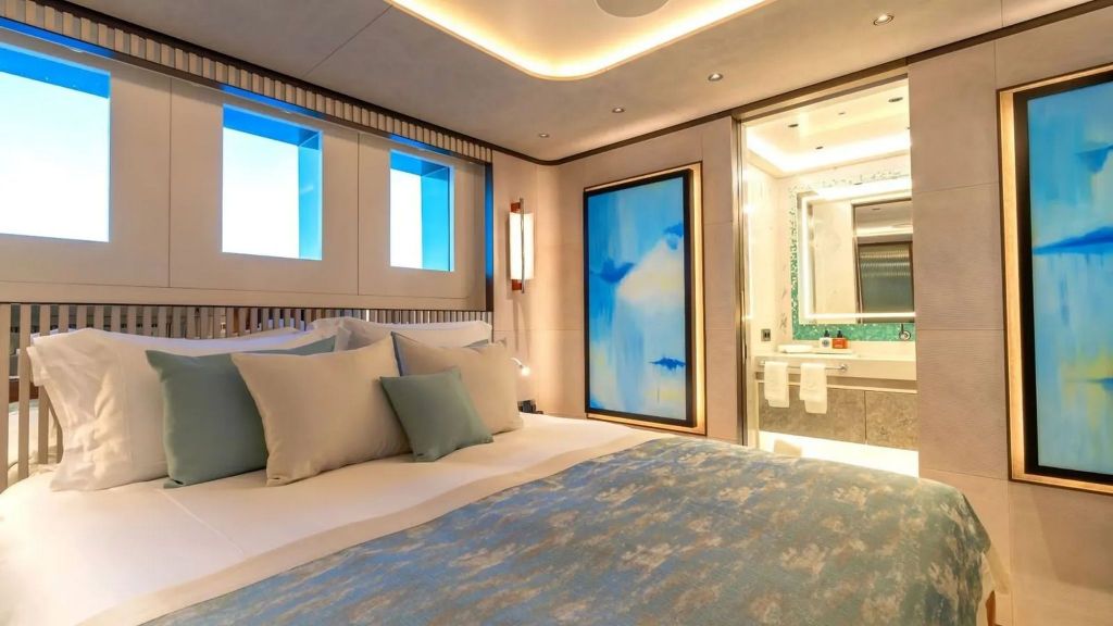 Eternal Spark Motor Yacht (215)