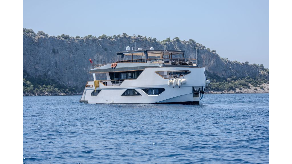 Nayk 3 Motor Yacht (0012)