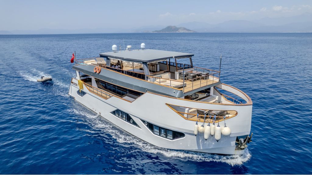 Nayk 3 Motor Yacht (0123)