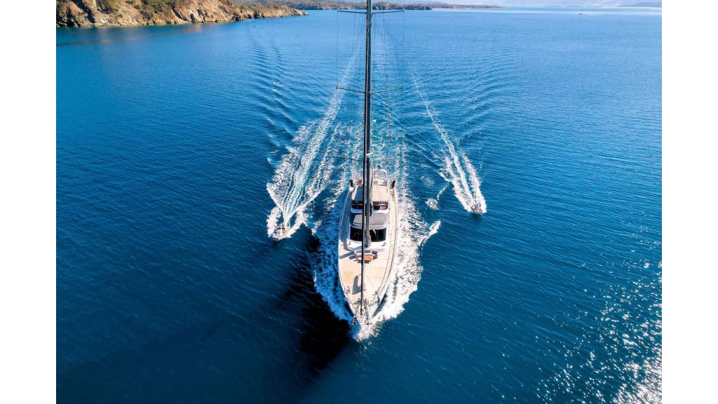 New Style Sailing Yacht (03)