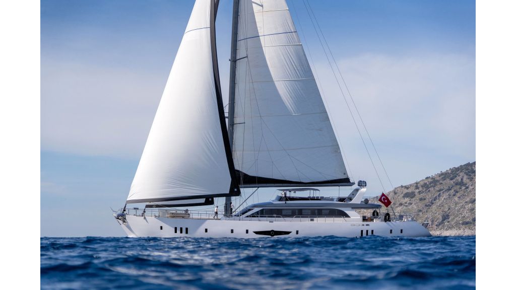 New Style Sailing Yacht (06)