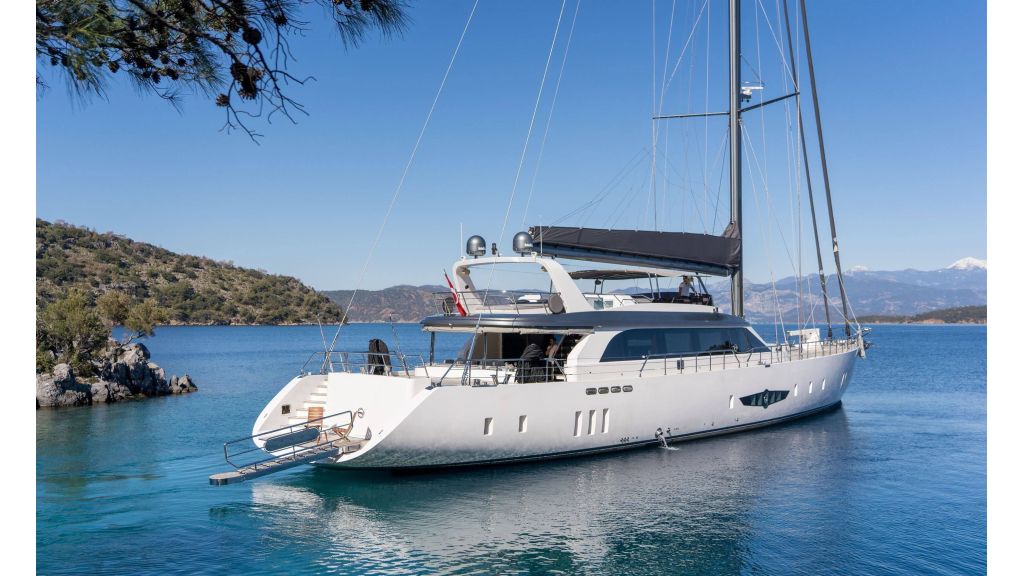New Style Sailing Yacht (17)