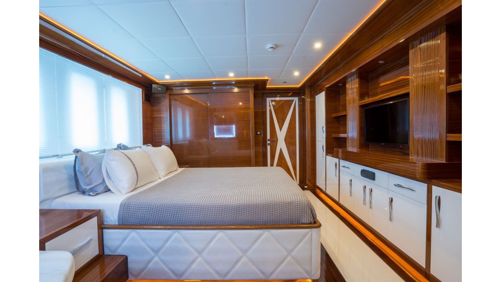 New Style Sailing Yacht (20)