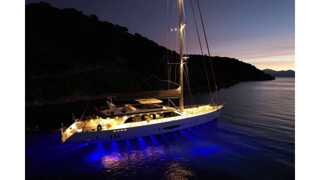 New Style Sailing Yacht (6)