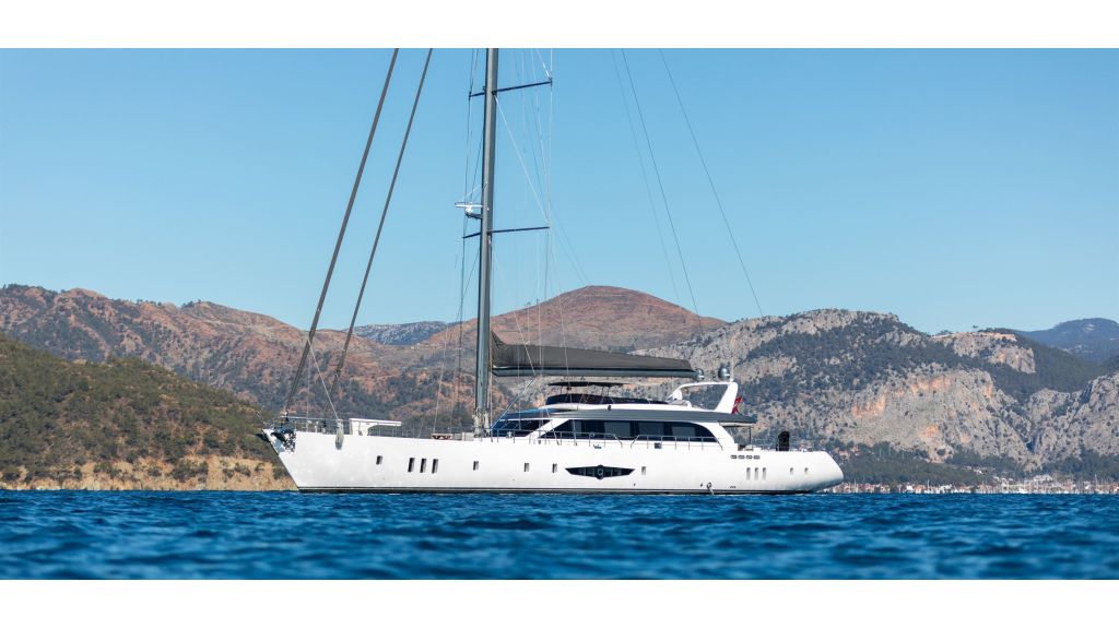 New Style Sailing Yacht (96)