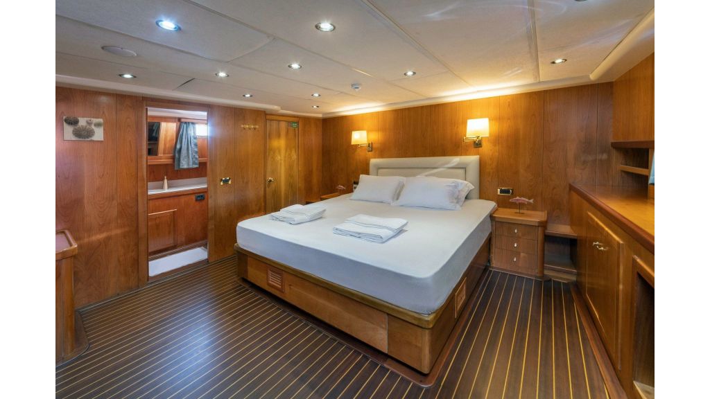 Five Cabins Gulet for Sale (26)
