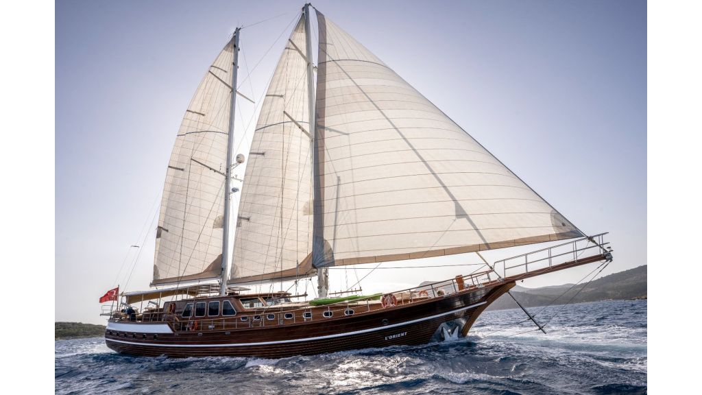 lorient Motor Yacht (007)