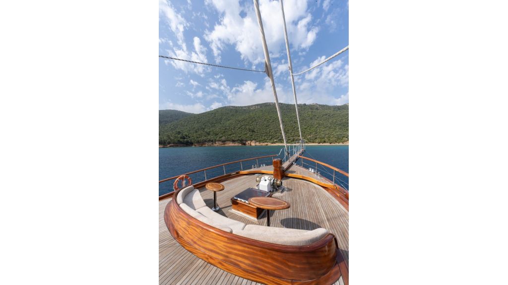 lorient Motor Yacht (012)