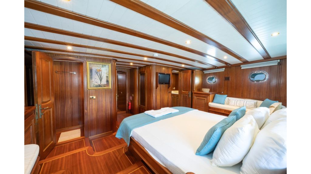 lorient Motor Yacht (028)