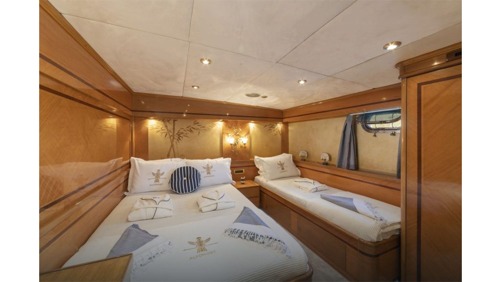 alkonost motor yacht (021)