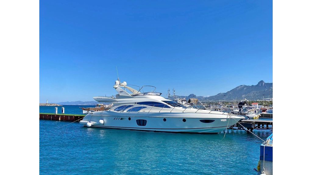 Azimut 62