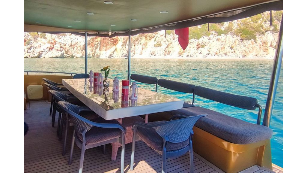 gökbörü motor yacht (405)