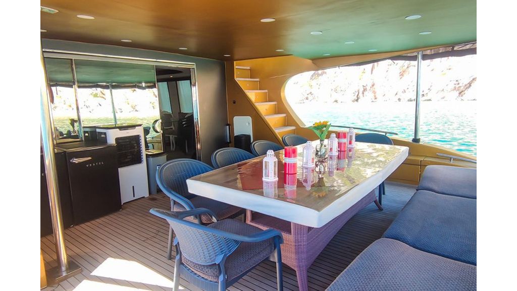 gökbörü motor yacht (406)