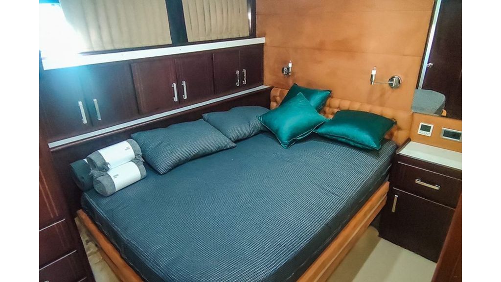 gökbörü motor yacht (419)