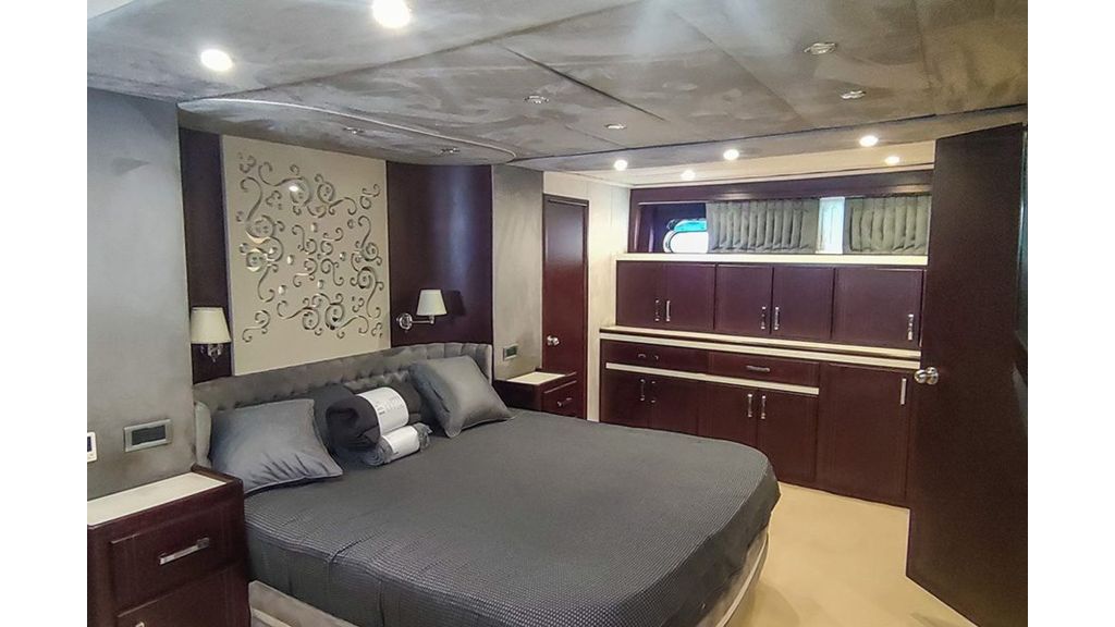 gökbörü motor yacht (421)