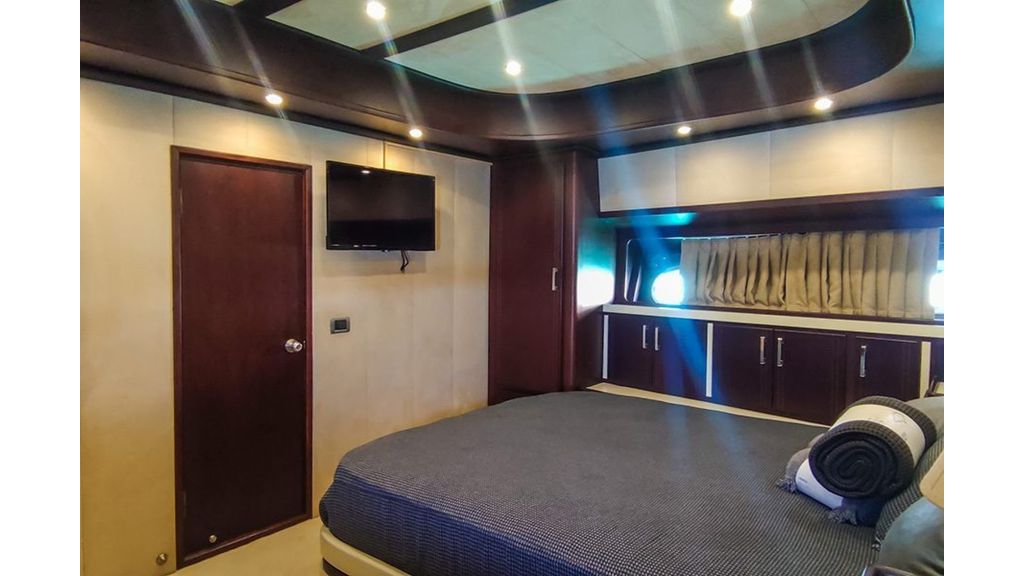 gökbörü motor yacht (423)