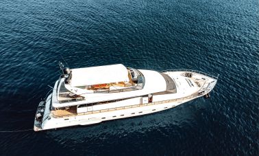 Leopard Motor Yacht (01) master