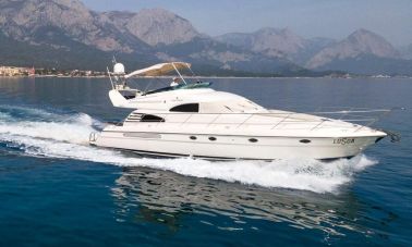 Lusca Motor Yacht (04) master