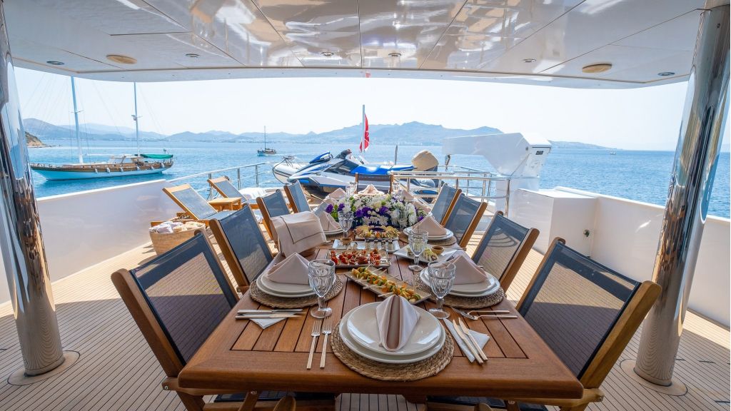 Mary Motor Yacht (35) Master