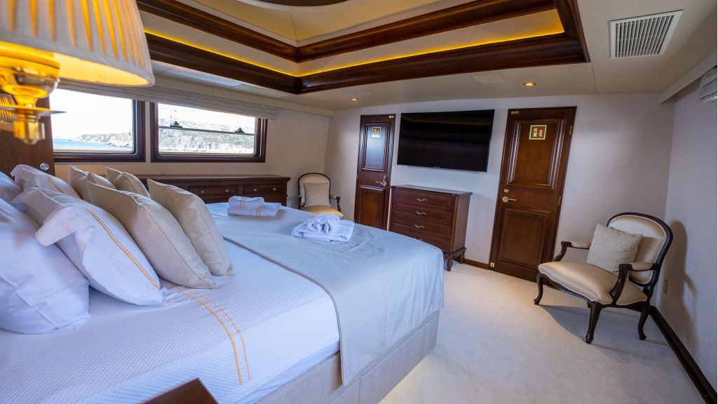 Mary Motor Yacht (42)